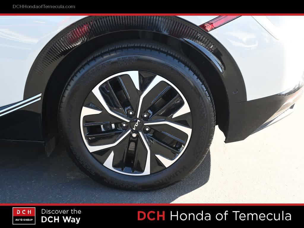 Used 2024 Kia EV6 Wind w/ Wind Technology Package RWD image 23