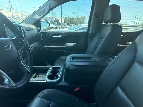 Used 2021 Chevrolet Silverado 1500 LT Trail Boss w/ Convenience Package II AWD/4WD image 7