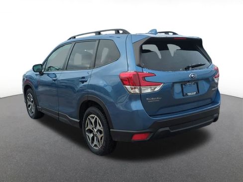 Certified 2023 Subaru Forester Premium image 4