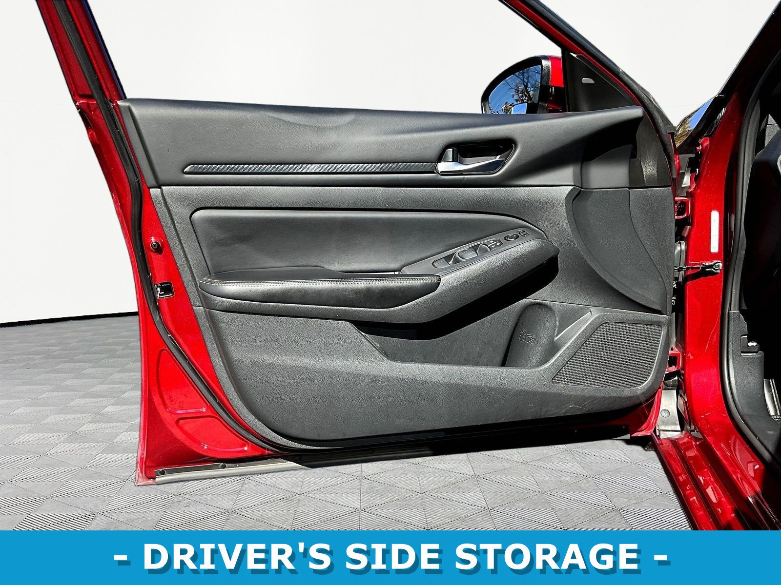 Used 2024 Nissan Altima 2.5 SV w/ SV Premium Package FWD image 20