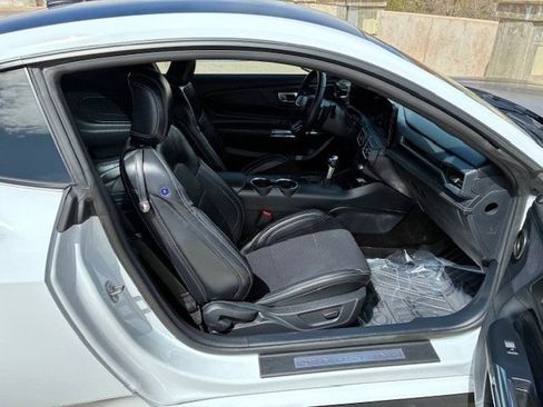 Used 2024 Ford Mustang GT Premium image 13