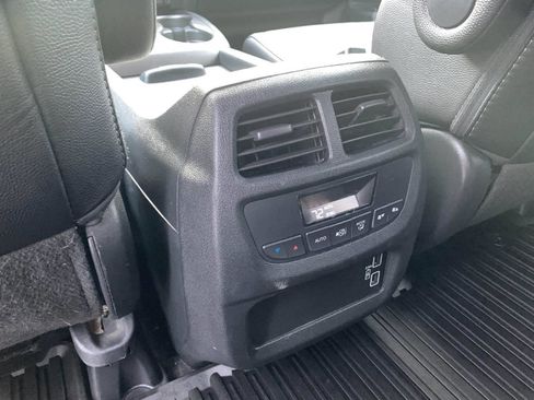 Used 2022 Honda Pilot EX-L image 42