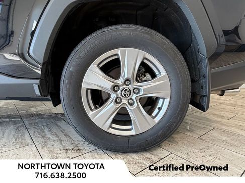 Used 2024 Toyota RAV4 XLE w/ Convenience Package image 12