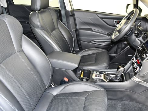 Used 2021 Subaru Forester Touring w/ Popular Package #2 image 45