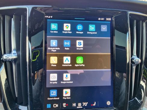 Used 2025 Volvo V60 B5 Cross Country Plus image 27