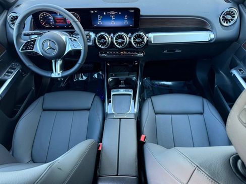 Used 2026 Mercedes-Benz GLB 250 image 17