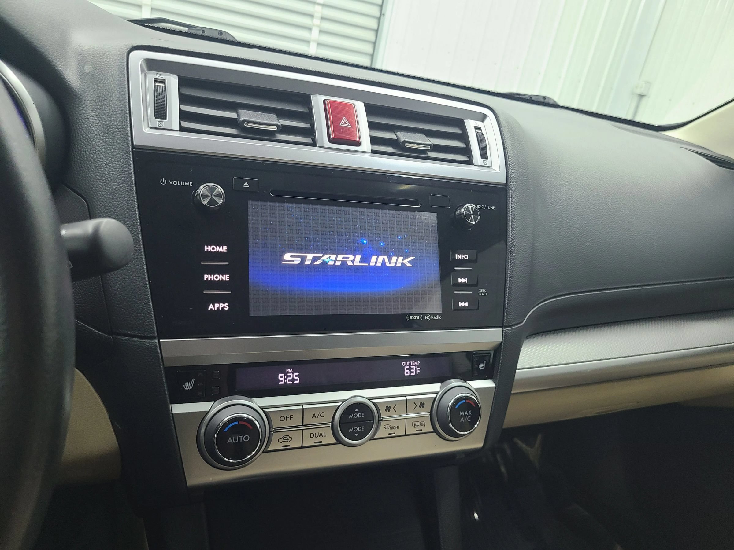 Used 2016 Subaru Outback 2.5i Premium AWD/4WD image 25
