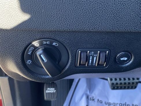 Used 2023 Dodge Charger R/T w/ Blacktop Package image 25