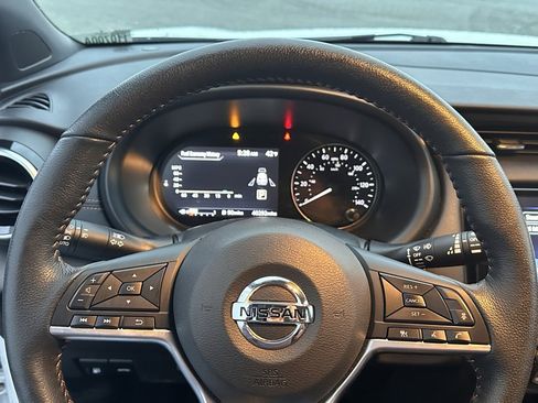 Used 2021 Nissan Kicks SR w/ SR Premium Package image 20