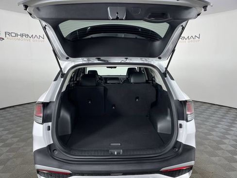 Used 2025 Kia Sportage EX image 38