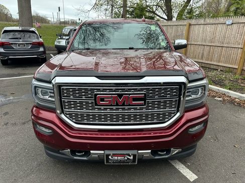 Used 2017 GMC Sierra 1500 Denali w/ Denali Ultimate Package AWD/4WD image 3