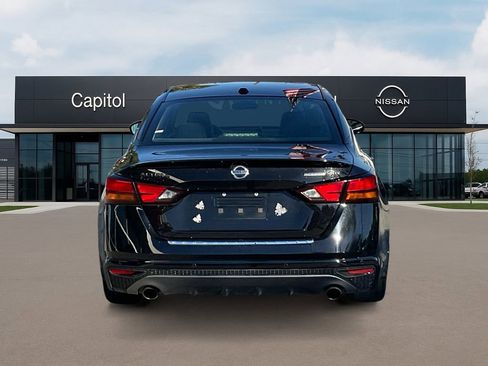 Used 2022 Nissan Altima 2.5 SR w/ Midnight Edition Package image 6