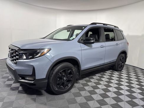 Used 2022 Honda Passport TrailSport image 9