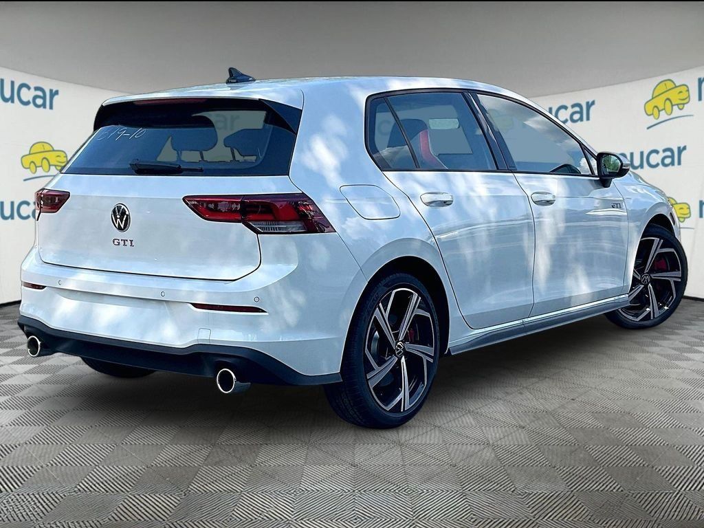 New 2026 Volkswagen GTI SE FWD image 7