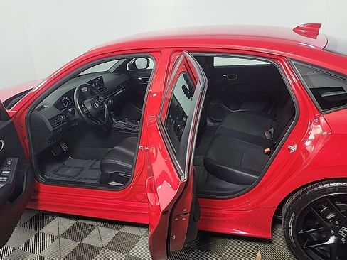 Used 2024 Honda Civic Sport image 16