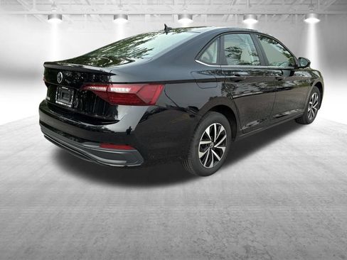 Used 2024 Volkswagen Jetta S FWD image 6