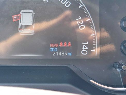 Certified 2025 Toyota RAV4 LE FWD image 24