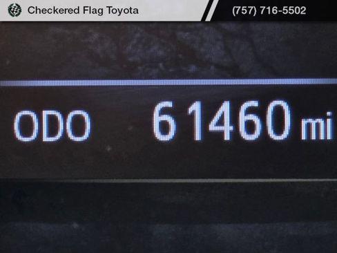 Used 2021 Toyota Tacoma TRD Sport w/ TRD Premium Sport Package AWD/4WD image 19