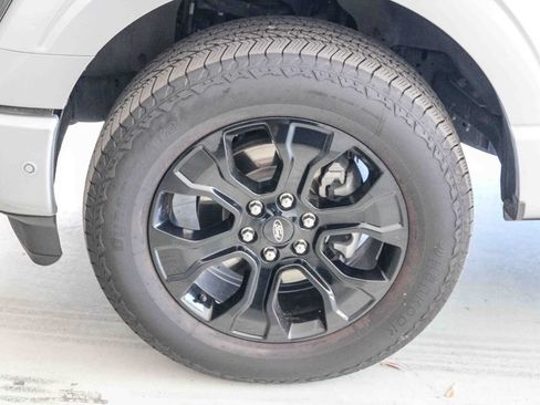 Certified 2022 Ford F150 Platinum w/ Equipment Group 701A High AWD/4WD image 11