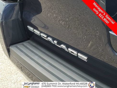 Used 2020 Cadillac Escalade Luxury AWD/4WD image 34