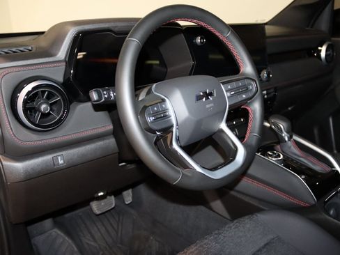 Used 2024 Chevrolet Colorado Z71 w/ Z71 Convenience Package 2 image 41