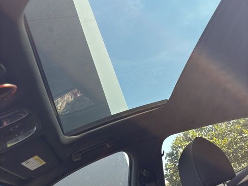 Certified 2023 Kia Stinger GT2 image 10