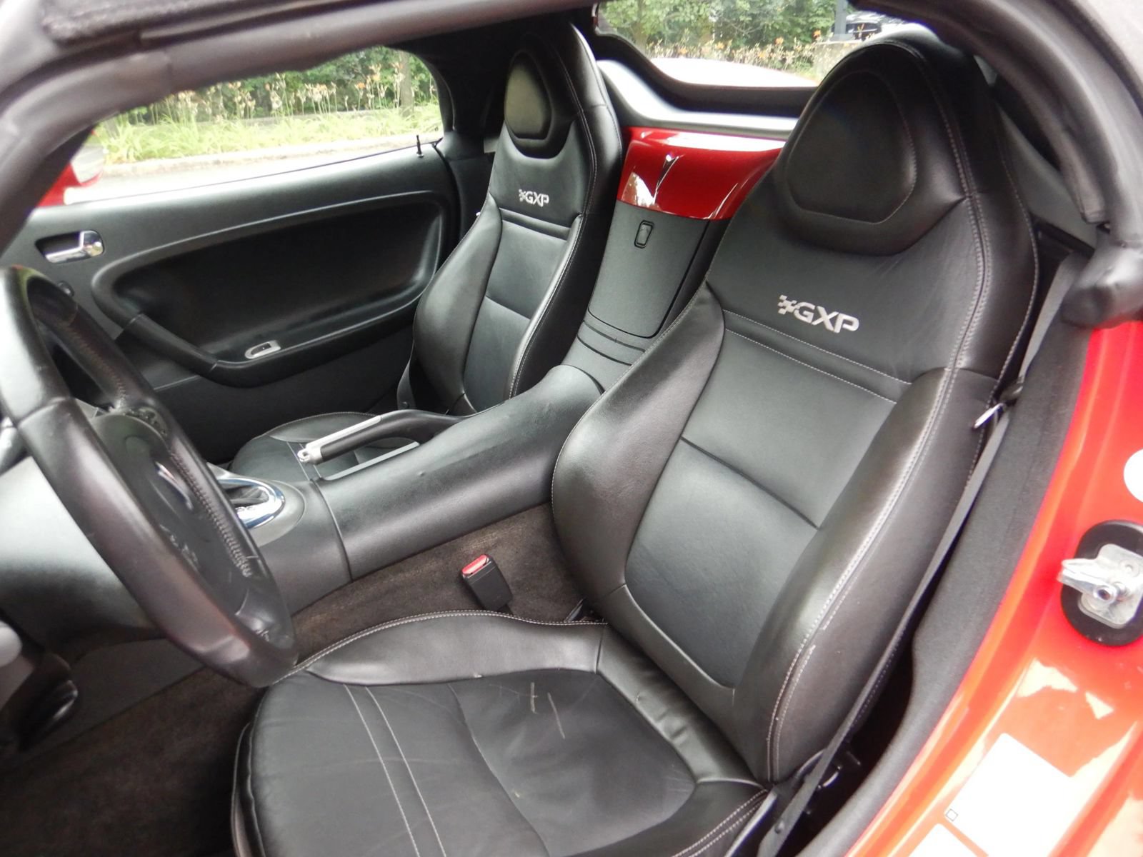 Used 2009 Pontiac Solstice GXP w/ Premium Package RWD image 18