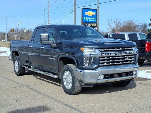 Used 2020 Chevrolet Silverado 3500 LTZ image 3