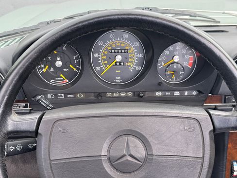 Used 1988 Mercedes-Benz 560 SL image 20