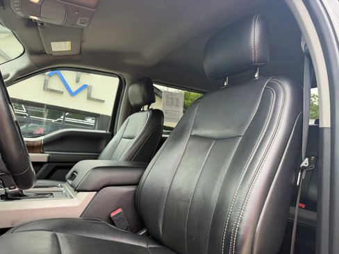 Used 2019 Ford F150 Lariat AWD/4WD image 12