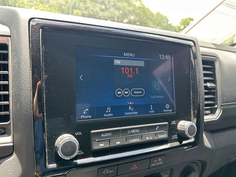 Used 2024 Nissan Frontier SV w/ SV Convenience Package RWD image 35