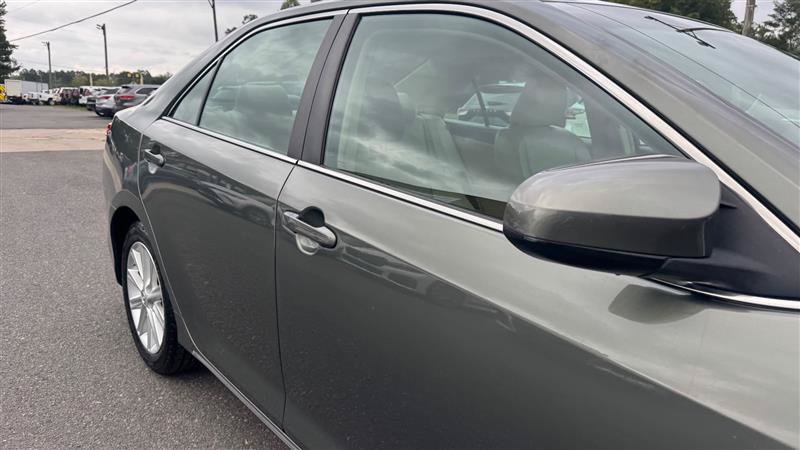 Used 2012 Toyota Camry XLE w/ Leather Pkg FWD image 20
