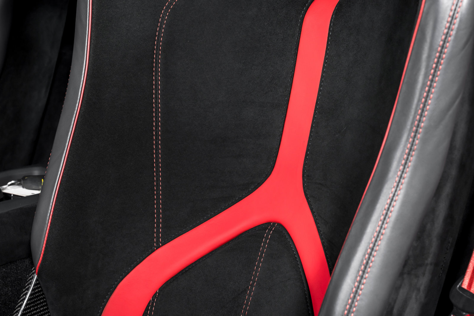 Used 2023 Lamborghini Huracan STO RWD image 21