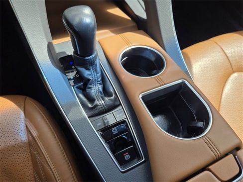 Used 2019 Toyota Avalon Limited w/ Advanced Safety Package image 23