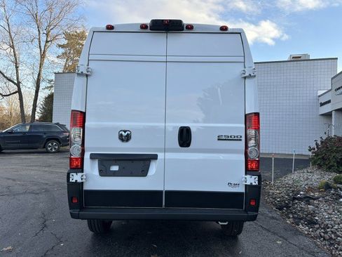 New 2026 RAM ProMaster 2500 FWD image 5