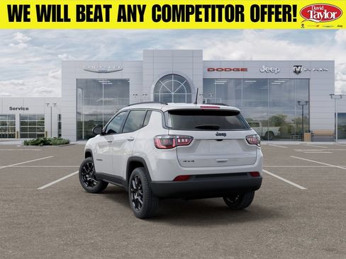 New 2026 Jeep Compass Latitude AWD/4WD image 3