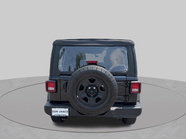 Used 2025 Jeep Wrangler Unlimited Sport AWD/4WD image 4
