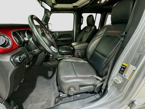 Used 2021 Jeep Wrangler Unlimited Rubicon AWD/4WD image 19