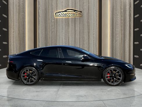 Used 2023 Tesla Model S Plaid image 8