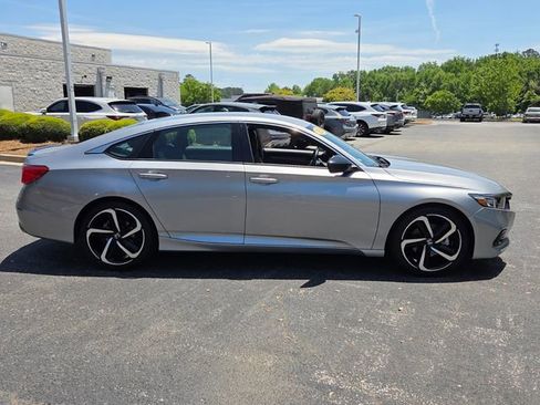 Used 2021 Honda Accord Sport image 13