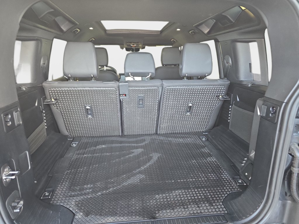 Certified 2025 Land Rover Defender 110 S AWD/4WD image 14