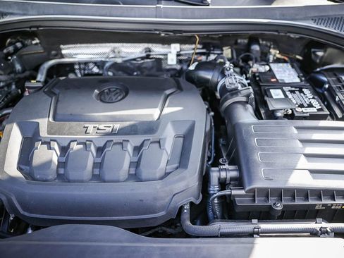 Used 2022 Volkswagen Tiguan SE image 35
