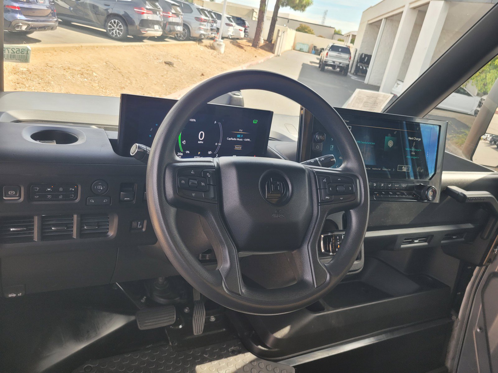 Used 2023 Chevrolet Brightdrop 600 w/ Active Safety Package 2 AWD/4WD image 25