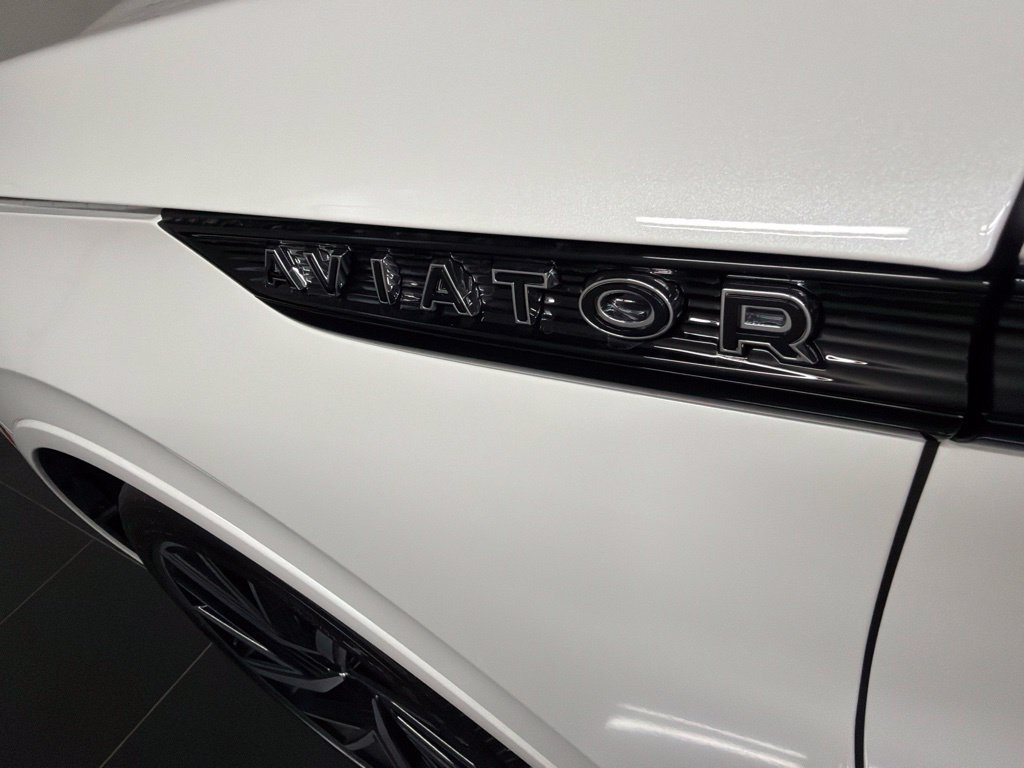 New 2027 Lincoln Aviator Black Label w/ Jet Appearance Package AWD/4WD image 43