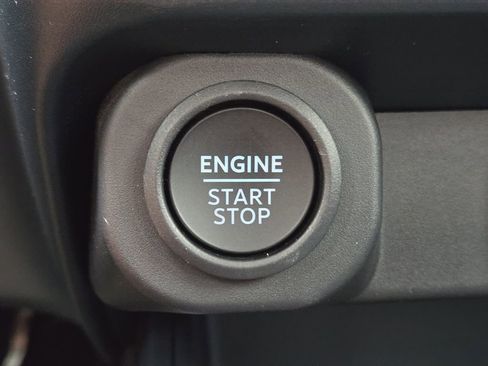 Used 2025 Ford Maverick Lobo AWD/4WD image 23