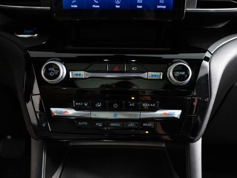 Used 2022 Ford Explorer ST-Line w/ Class IV Trailer Tow Package AWD/4WD image 39