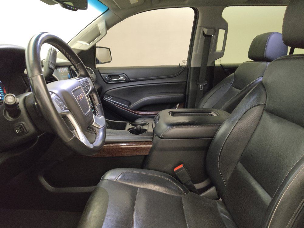 Used 2019 GMC Yukon XL SLT w/ Open Road Package RWD image 17
