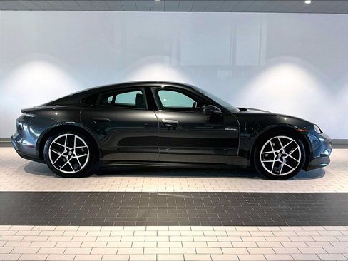 Used 2025 Porsche Taycan RWD image 11