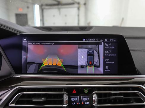 Used 2019 BMW X5 xDrive40i w/ Convenience Package image 18