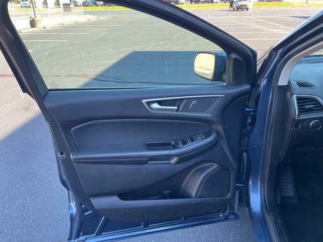 Used 2019 Ford Edge SEL w/ Equipment Group 201A AWD/4WD image 19
